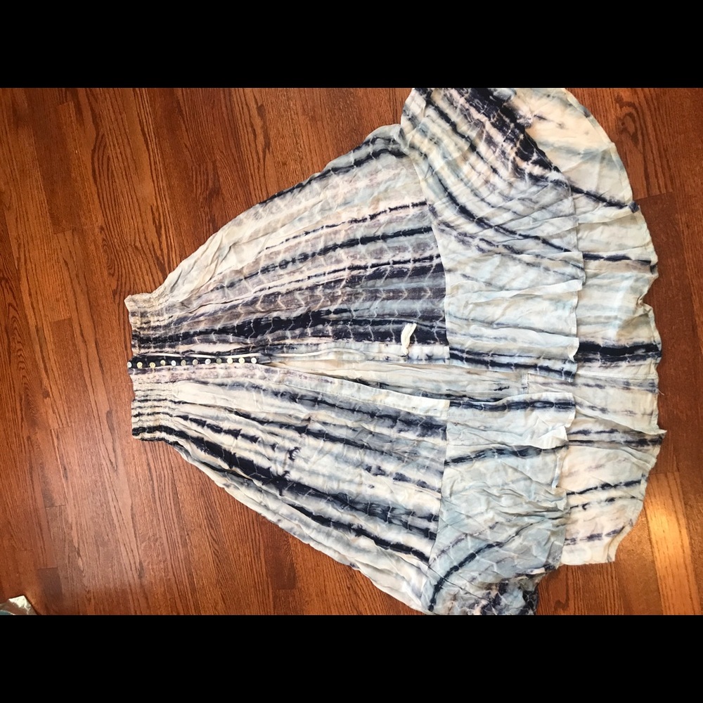 Long the dye flowy skirt